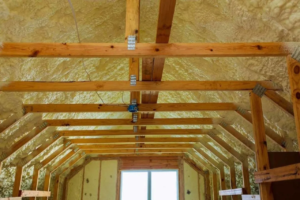 5 Advantages of Closed Cell Spray Foam Insulation