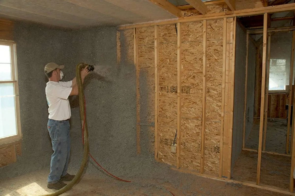Which Is Better: Spray Foam or Cellulose Insulation?