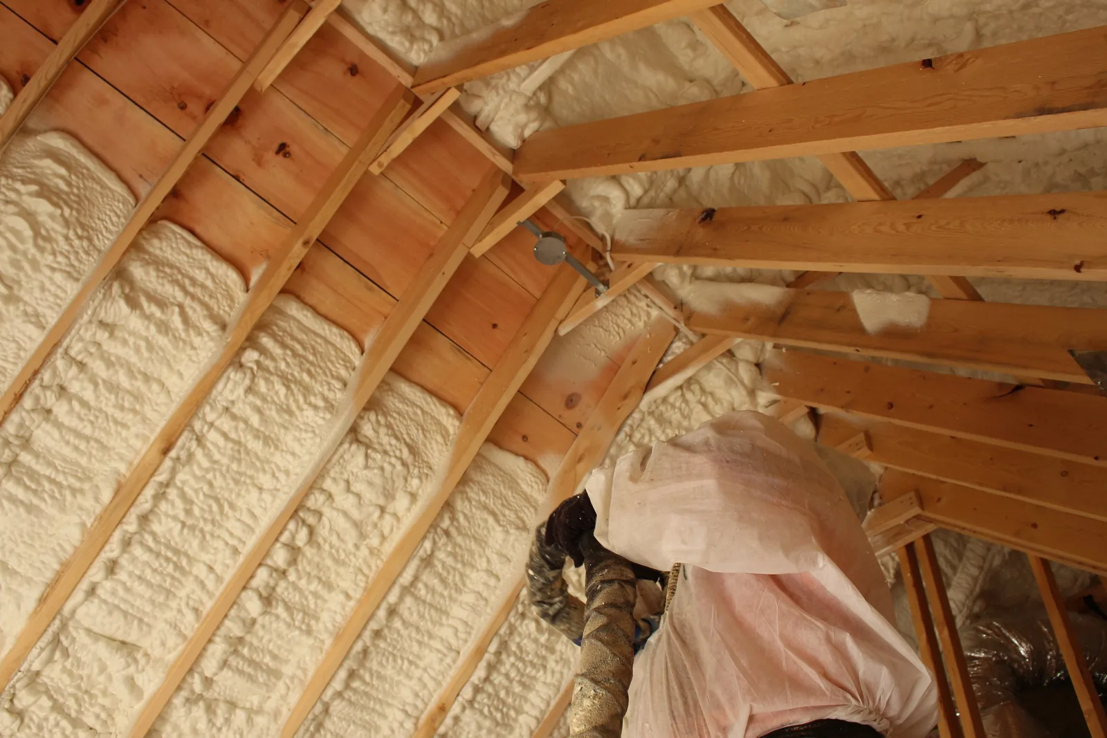 Why Spray Foam is the Best Choice for Attic Insulation in Ottawa Homes