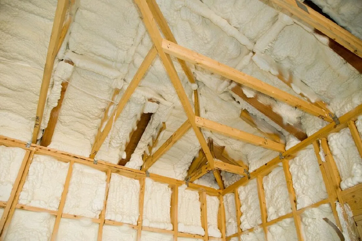 Spray Foam Insulation for Your Ottawa Home